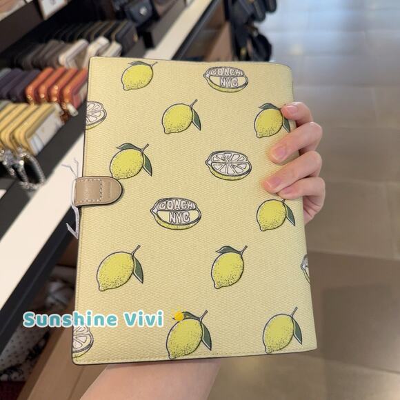 NWT Coach Notebook With Lemon Print CAO42 Garden Glade Multi - Picture 3 of 7